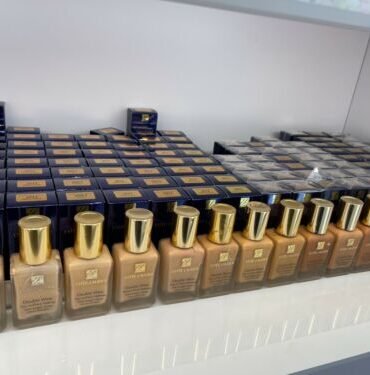 Estee Lauder Double Wear Stay-in-Place Foundation, NIB, pick your shade