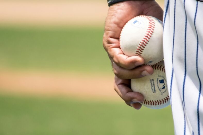 A Comprehensive Guide to Understanding Baseball and Major League Baseball