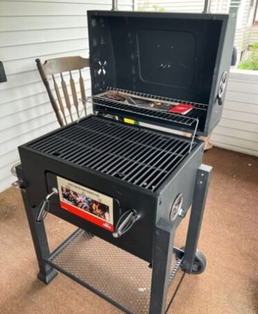 24-Inch Charcoal Grill BBQ Barbecue Smoker Heavy Duty Outdoor Pit Patio Cooker