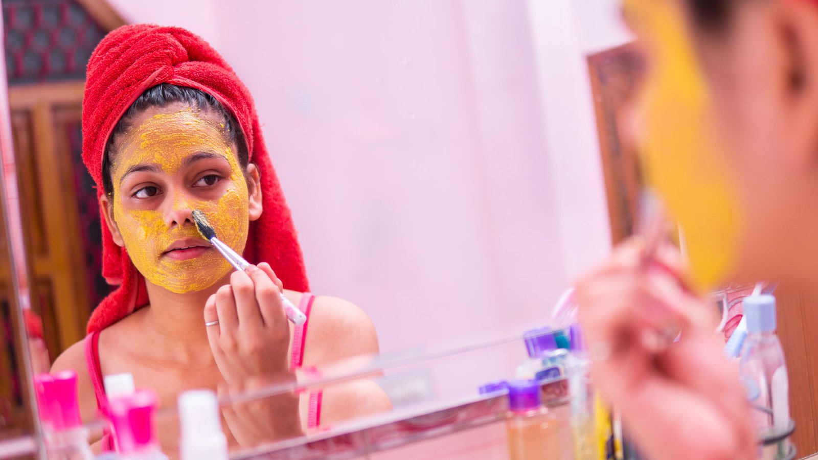 My 3-ingredient DIY face mask works amazingly for my blackheads – everything you need is already in your kitchen