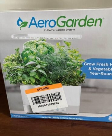 AeroGarden Harvest 6 Pod Home Garden System - White