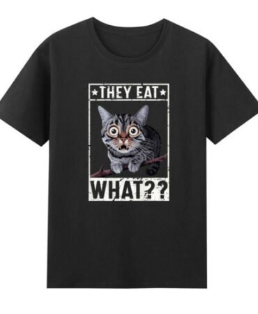 They Eat What?? Funny Confuse Cat Graphic T-Shirt