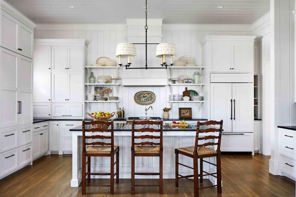 8 Kitchen Cabinet Trends Designers Say Are Over