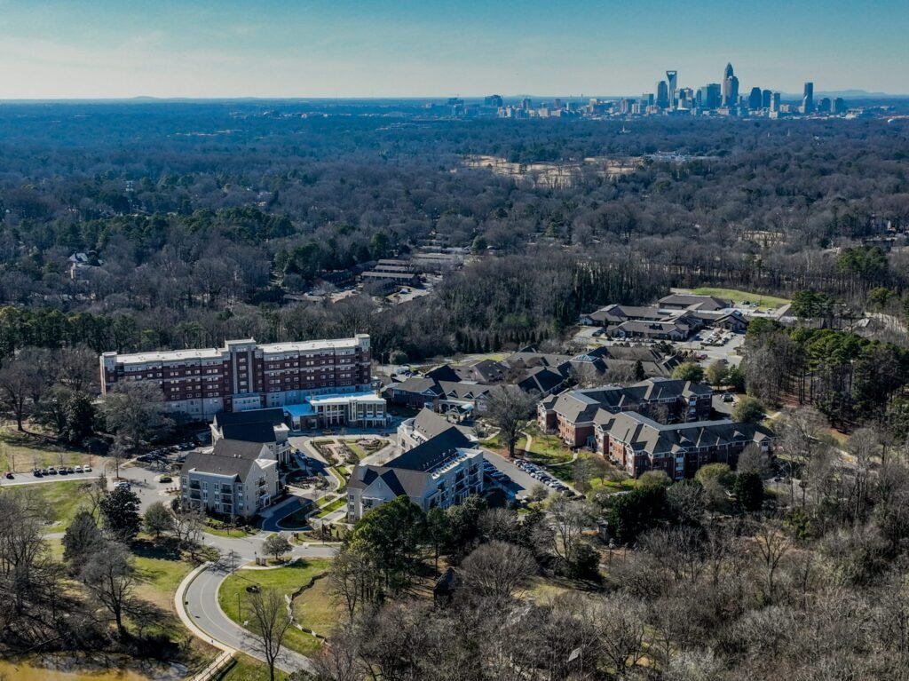 Lawmakers push for stricter oversight of retirement communities