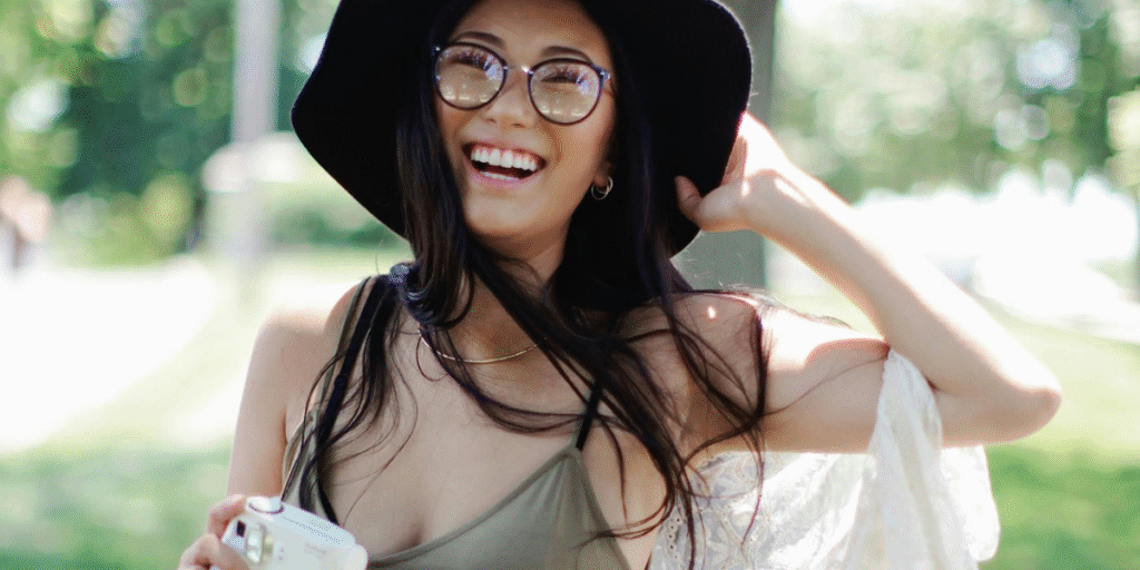 8 “Cringey” Millennial Fashion Trends That Aged Horribly