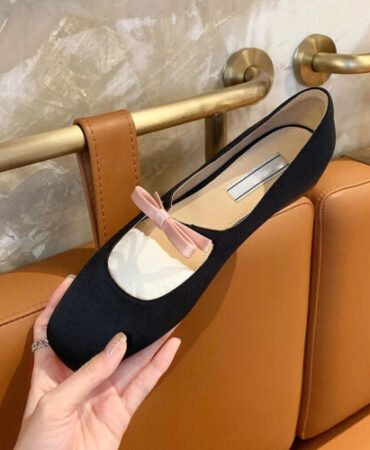 Bulvji Woman’s Flats Shoes Size Korean Trending Cute Japanese Versatile Shoes