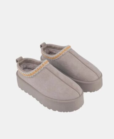 Taupe Platform Embroidered Slip-On Boots, Women’s Size 8.5, Trending fur boot