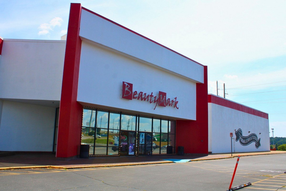 Tuscaloosa's Beauty Mark Formal Wear & Cosmetics Store to Close