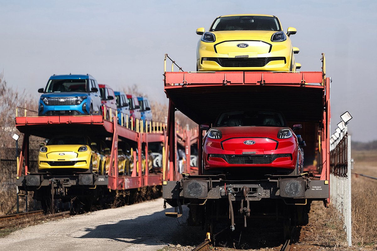 2508_Ford_electric.jpg Spotlight: Revival of the Blue Oval