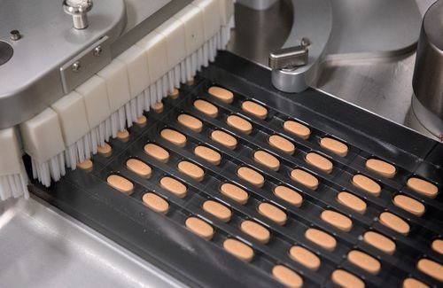 Drugmakers are pouring billions of dollars into new US manufacturing. It still won’t achieve all of Trump’s tariff goals – Erie News Now