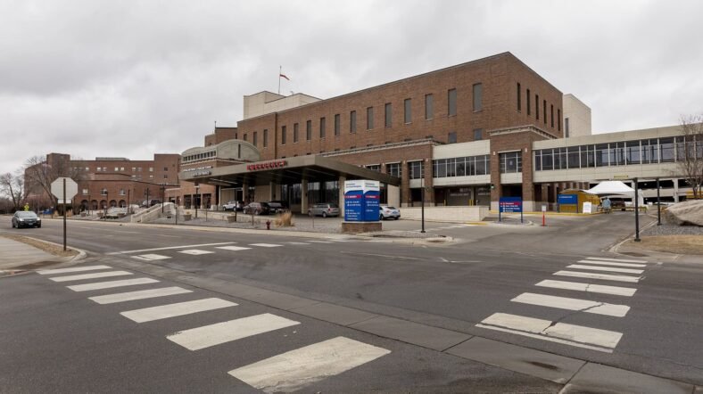 Health care provider CentraCare to lay off 535 employees – MPR News