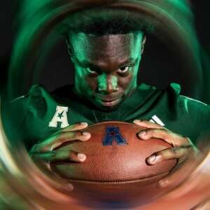 South Florida Hosts No. 25 Boise State