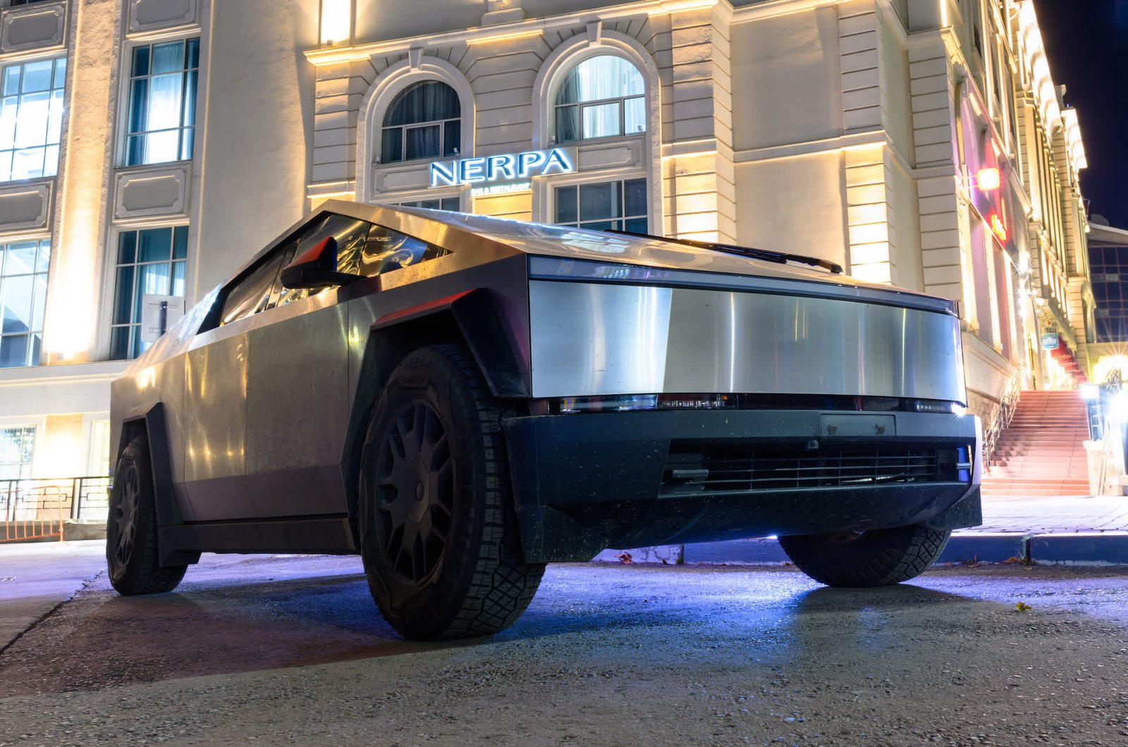 Tesla dramatically hikes price of Cybertruck despite massive sales dip: ‘Luxe package’