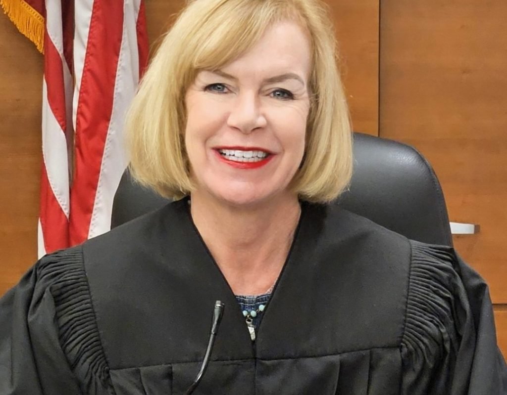 Prosecutors drop criminal investigation into Broward judge