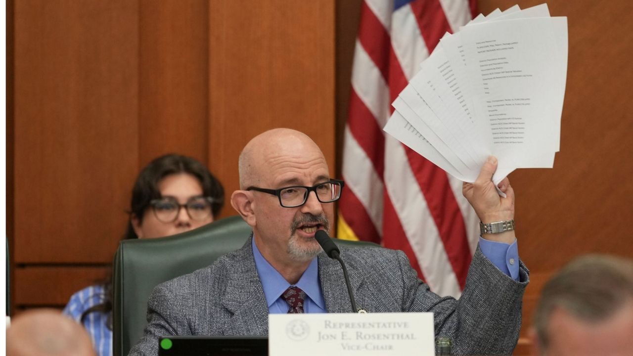 Democrats cry foul as GOP pushes to redraw electoral maps