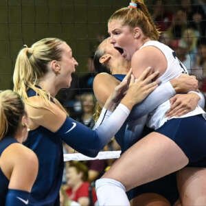 No. 2 Women’s Volleyball Rallies for Win Over No. 14 Kansas – Penn State