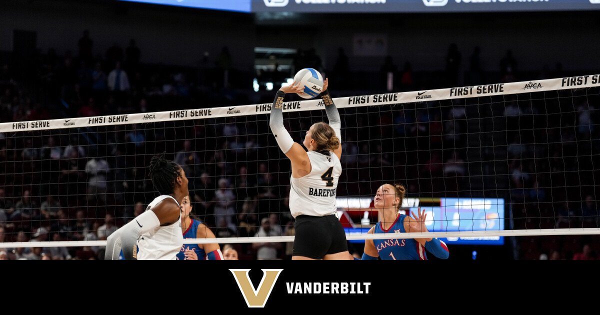 Dores Host Bruins for Home Opener