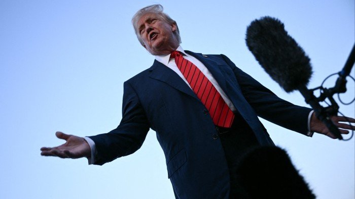 https3A2F2Fd1e00ek4ebabms.cloudfront.net2Fproduction2F93282a79-c145-4e4b-bdf1-cc48b67dd0b2.jpg Donald Trump to appoint Federal Reserve governor and labour statistics chief this week