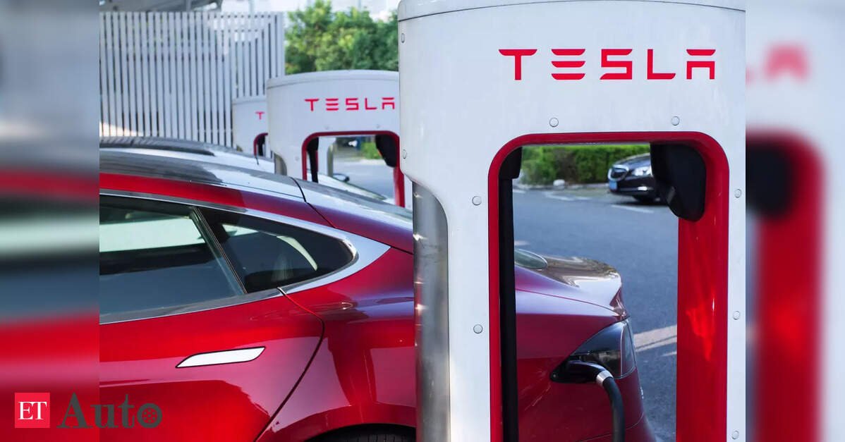 Tesla’s UK Sales Plummet 60% in July Amidst Rising Competition and Controversy, ETAuto