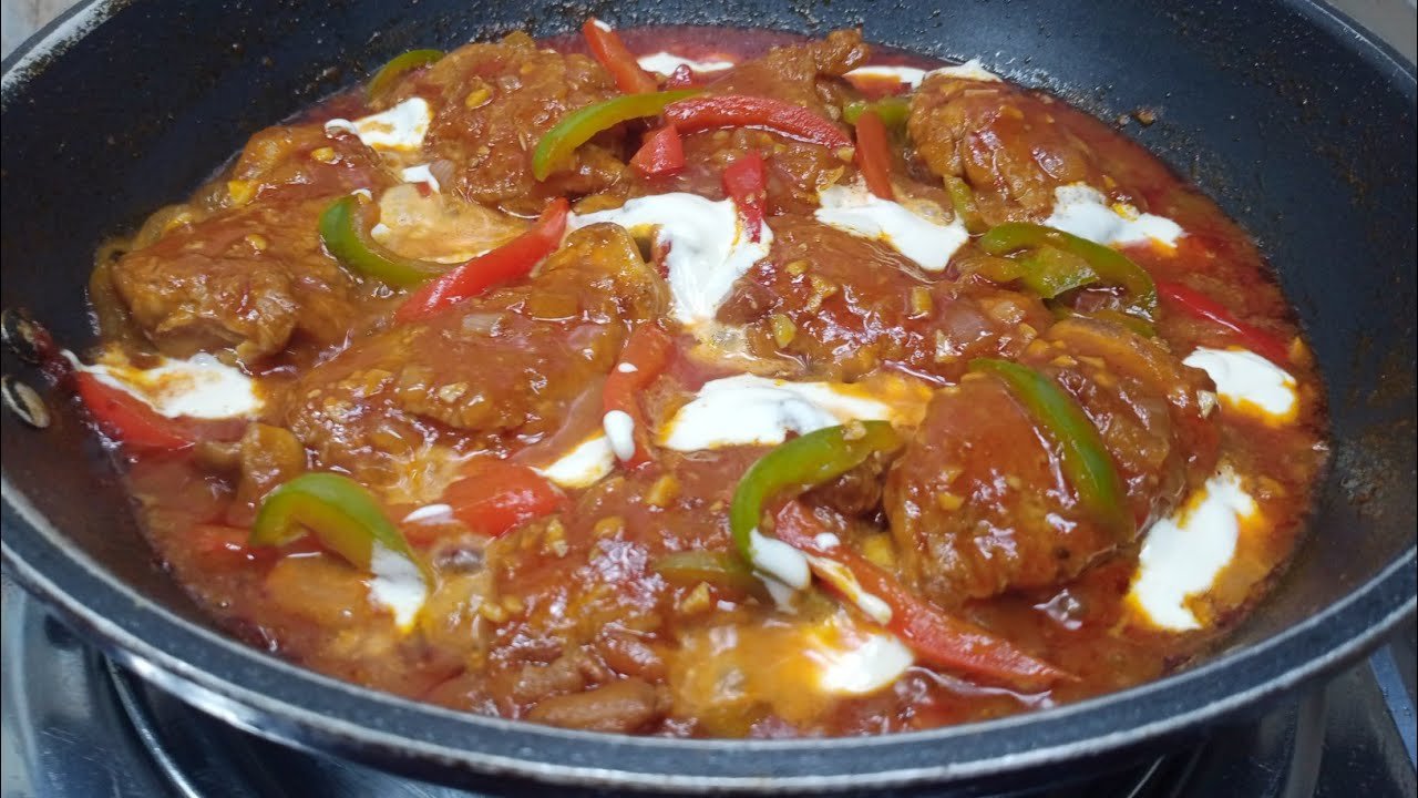 THE MOST DELICIOUS CHICKEN RECIPE! SIMPLE AND EASY TO MAKE CHICKEN PAPRIKA!