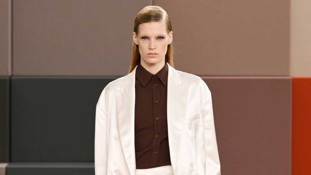 fendi-ss26-rtw-r-gg-0001.jpg Fendi Women’s and Men’s Spring 2026 Ready to Wear Runway, Fashion Show & Collection Review