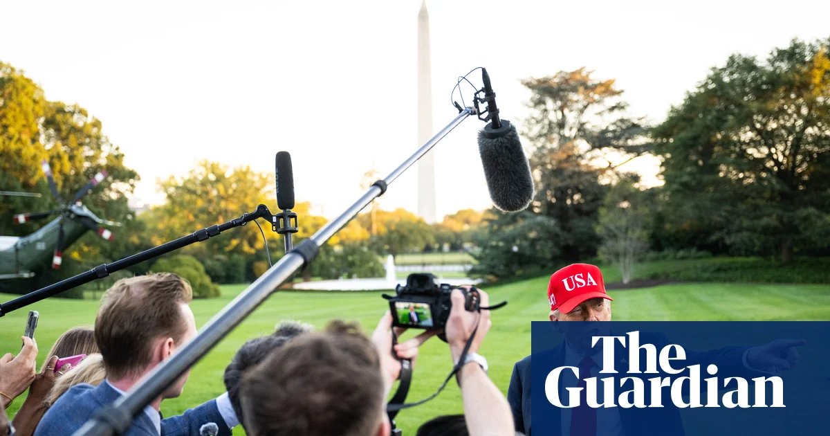 Trump news at a glance: Democrats say administration refusing shutdown talks as president repeats threat of firings | Trump administration