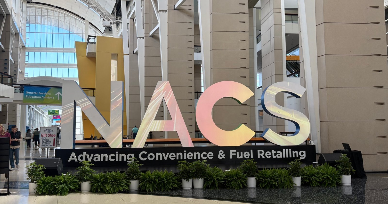 Nacs20show20202520sign.jpg