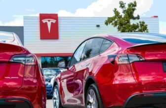 Wall street analysts update tesla stock price target.jpg