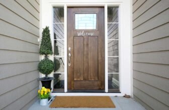 Front door welcome sign ff9ac3a2ea3e48ffba7e1f9549adadad.jpg