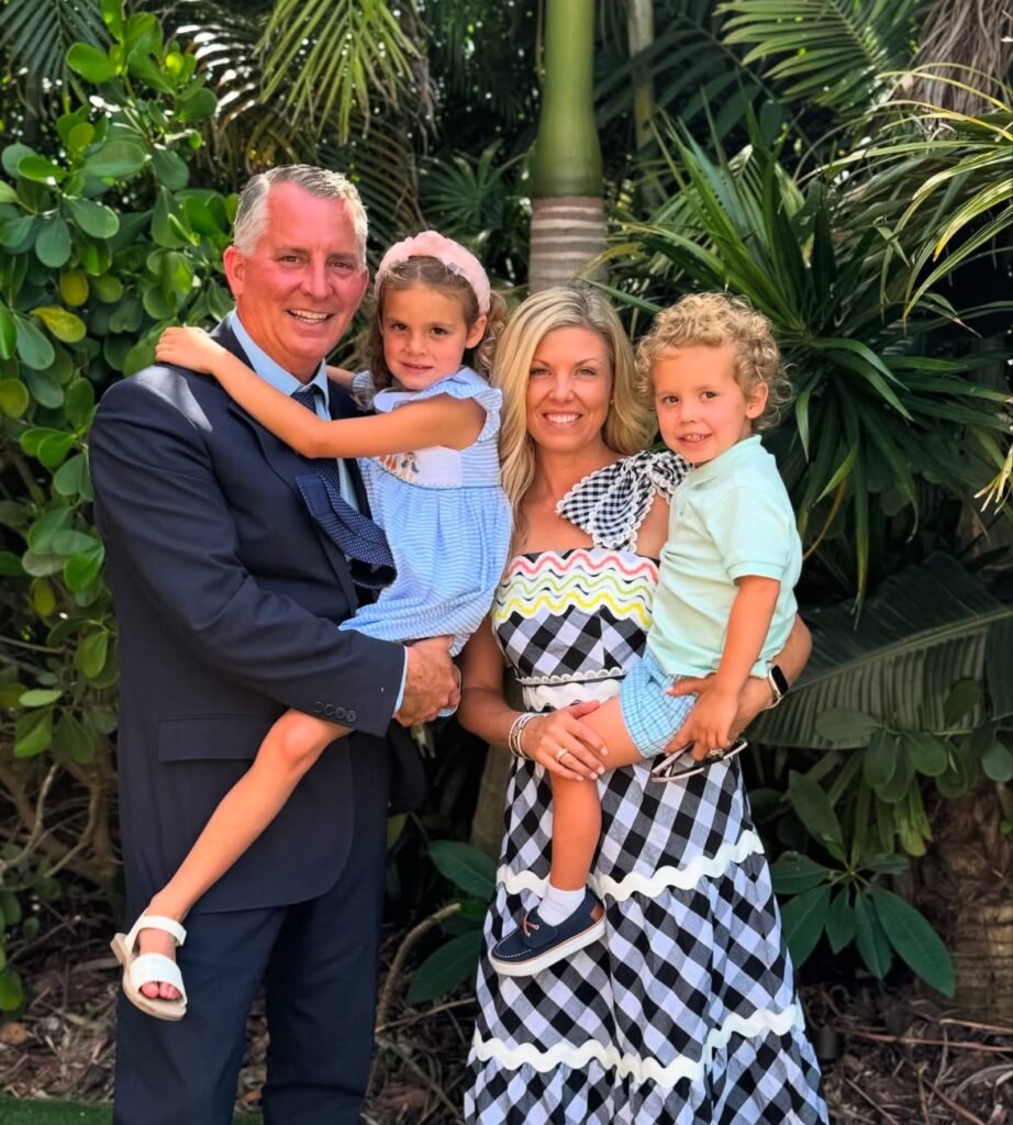 Imgi 150 familyshot4 1