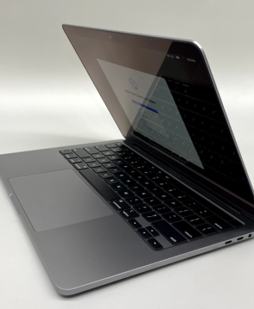 Apple MacBook Pro 2020 13" A2251 i7-1068NG7 2.3GHz 16GB DDR4 1TB SSD Gray C/Dent