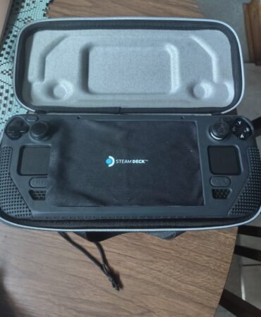 Valve Steam Deck Handheld Console Black, 512GB with Case and Charger