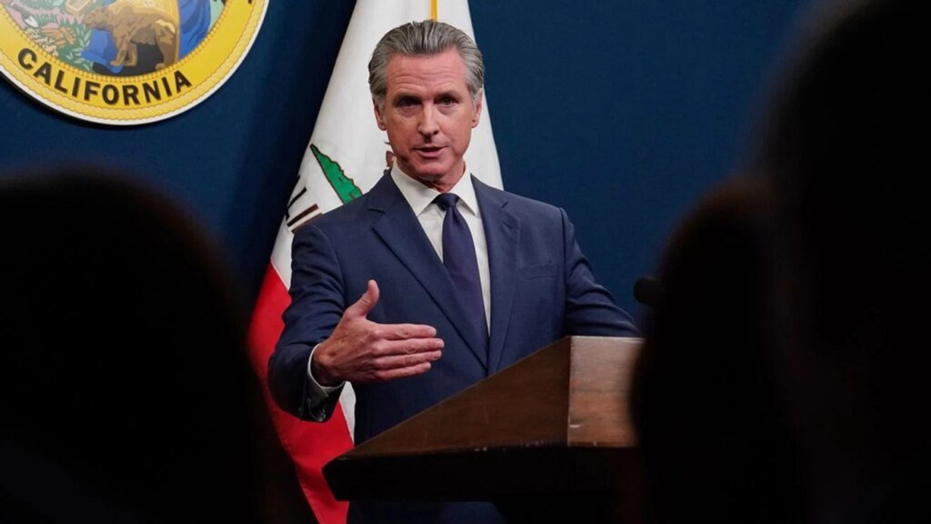 Governor Newsom urges Californians to support small businesses on Small Business Saturday