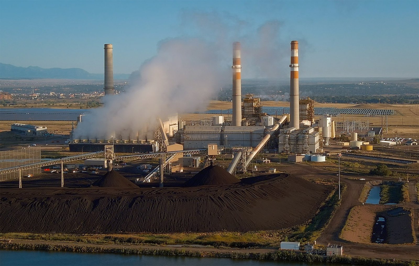 Is Colorado retreating further in coal power fight?