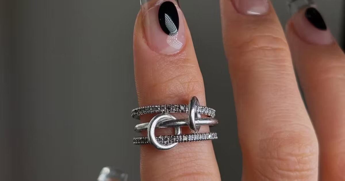 10 Winter 2026 Nail Trends Upgrading Your Manicure Game