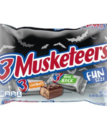 3 Musketeers Spooky Fun Size Halloween Chocolate Candy, 10.48 oz Bag.