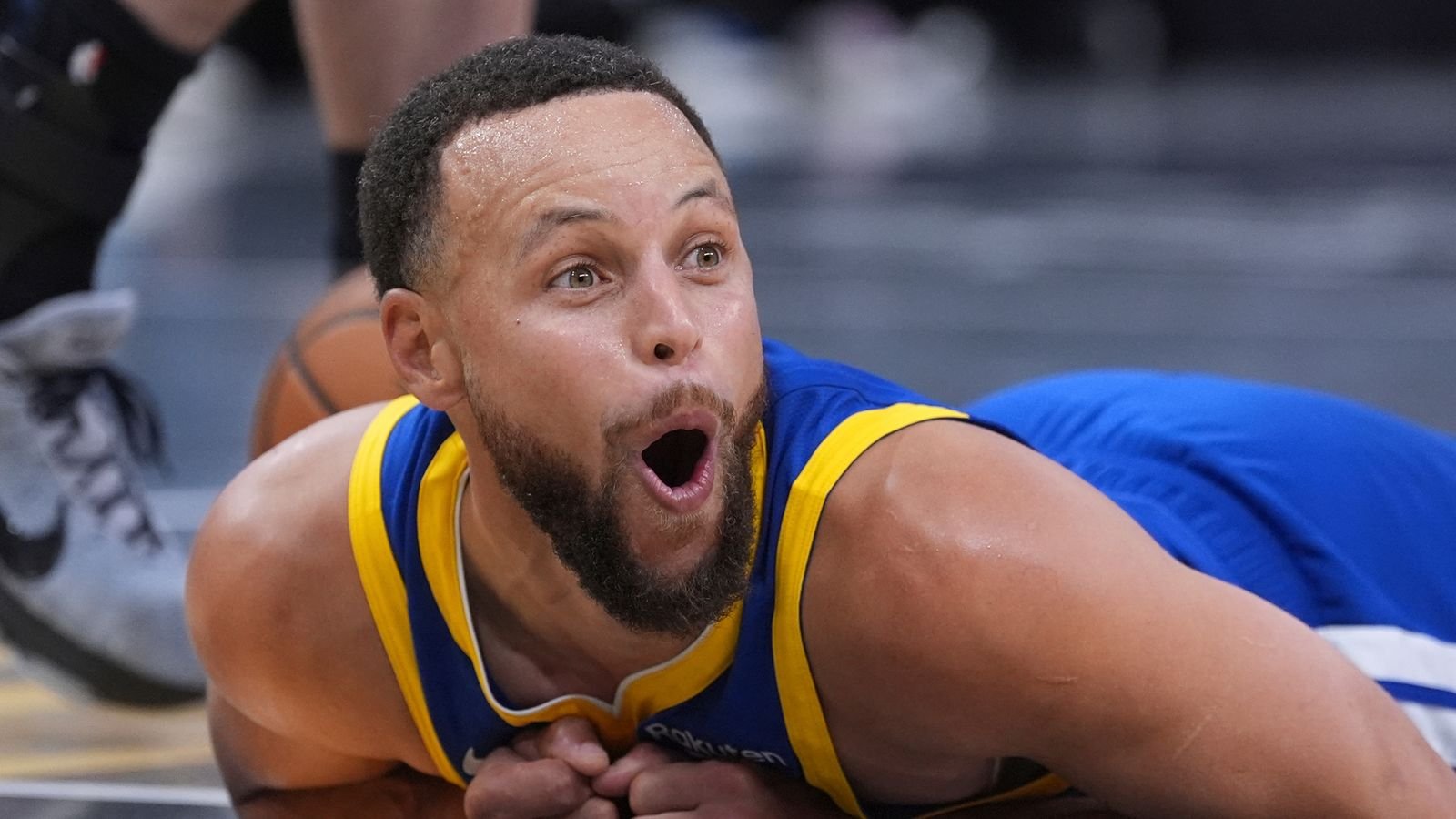 NBA: Steph Curry matches Michael Jordan record with back-to-back 40-point games for Golden State Warriors | NBA News