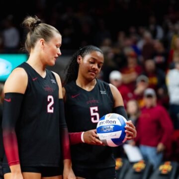 Three Earn CSC Academic All-District