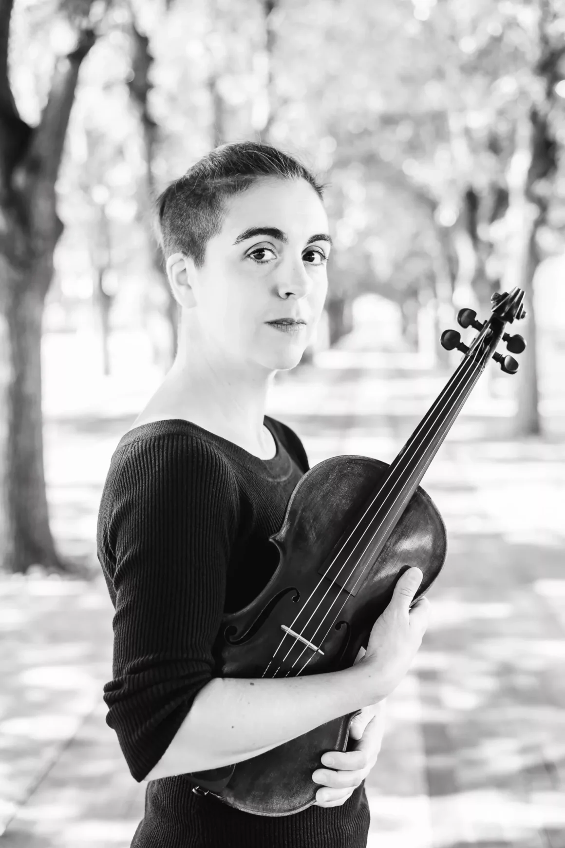 JP Artist Drozdak Awarded Passim Iguana Music Grant