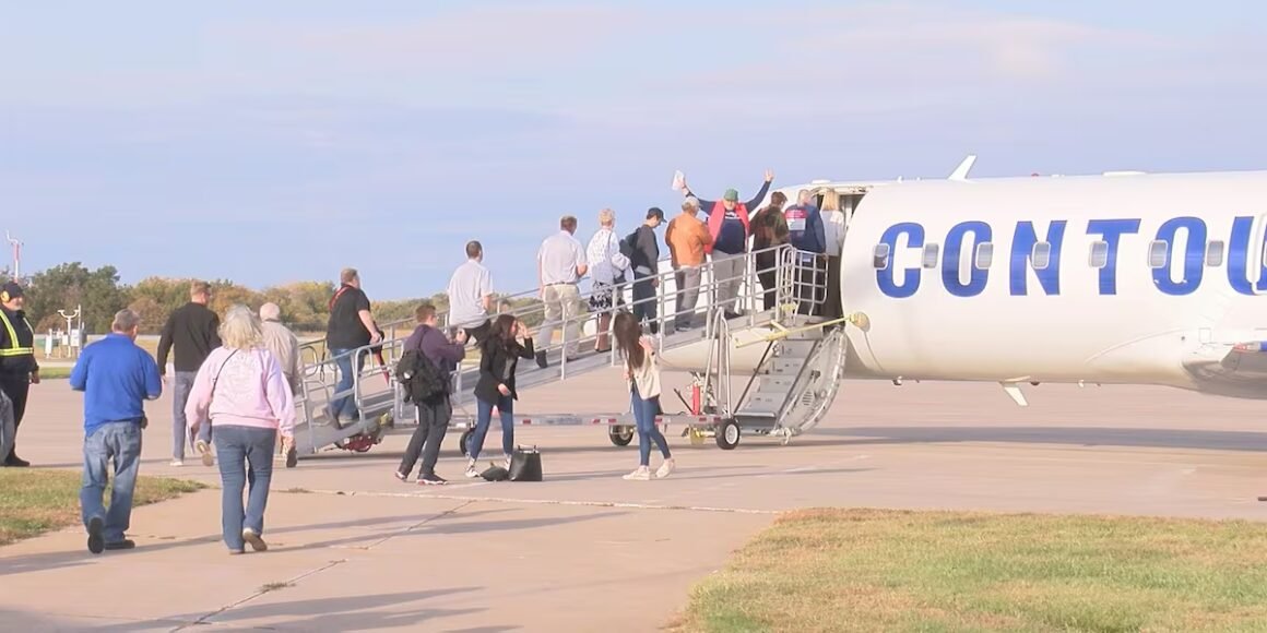 Quincy mayor updates on Contour Airlines partnership ahead of Christmas travel