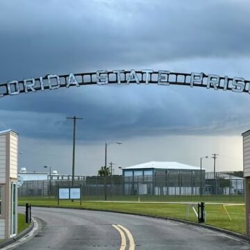 MRLAJRLN4ZFPFFX26BUPV5OCQM.jpg Florida set a record for executions in 2025. What to know – Tampa Bay Times