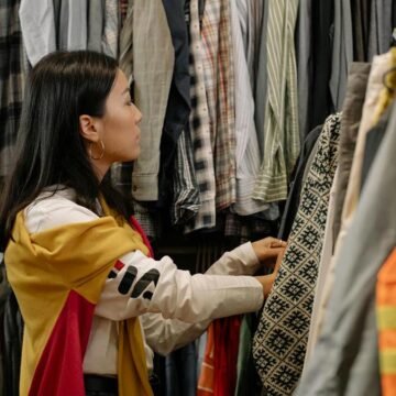 Sustainable-fashion-1.jpg Tech-powered sustainable fashion trends to adapt in 2026