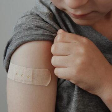 Updated 2024-25 COVID vaccine cut emergency visits among kids, study suggests