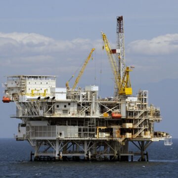 california-offshore-drilling-52607.jpg Trump administration asserts oversight of California oil pipeline