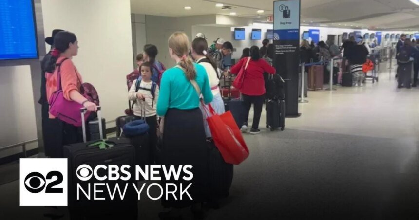Tri-State Area airports bracing for busy holiday travel days – CBS New York