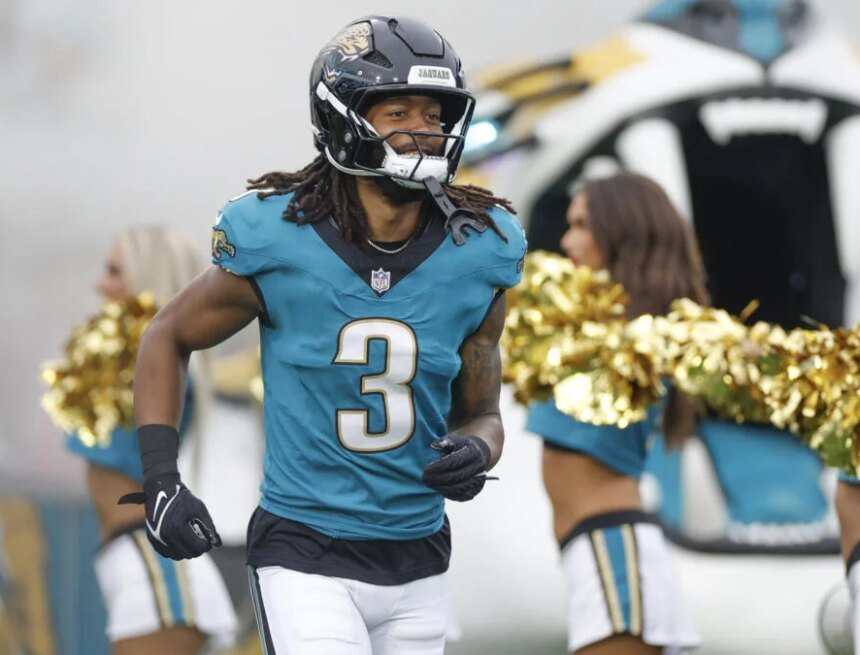 Jaguars, WR Jakobi Meyers finalizing three-year deal after trade deadline move