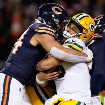 Jordan Love injury: Packers QB suffers concussion in pivotal game against Bears