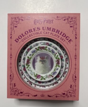 Harry Potter: Dolores Umbridge Collectible Cat Plate Set by Donald Lemke (2024,