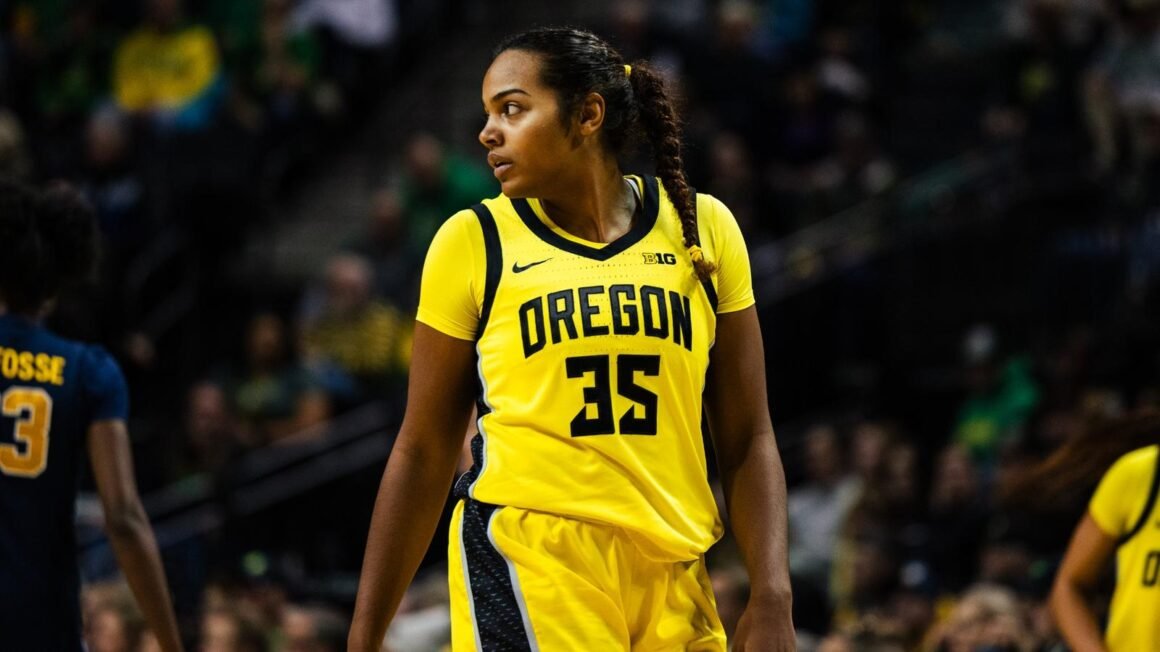 Ducks Ring in New Year vs. Wildcats