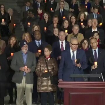 Congressional Democrats sing 'God Bless America' at Jan. 6 candlelight vigil – Fox News